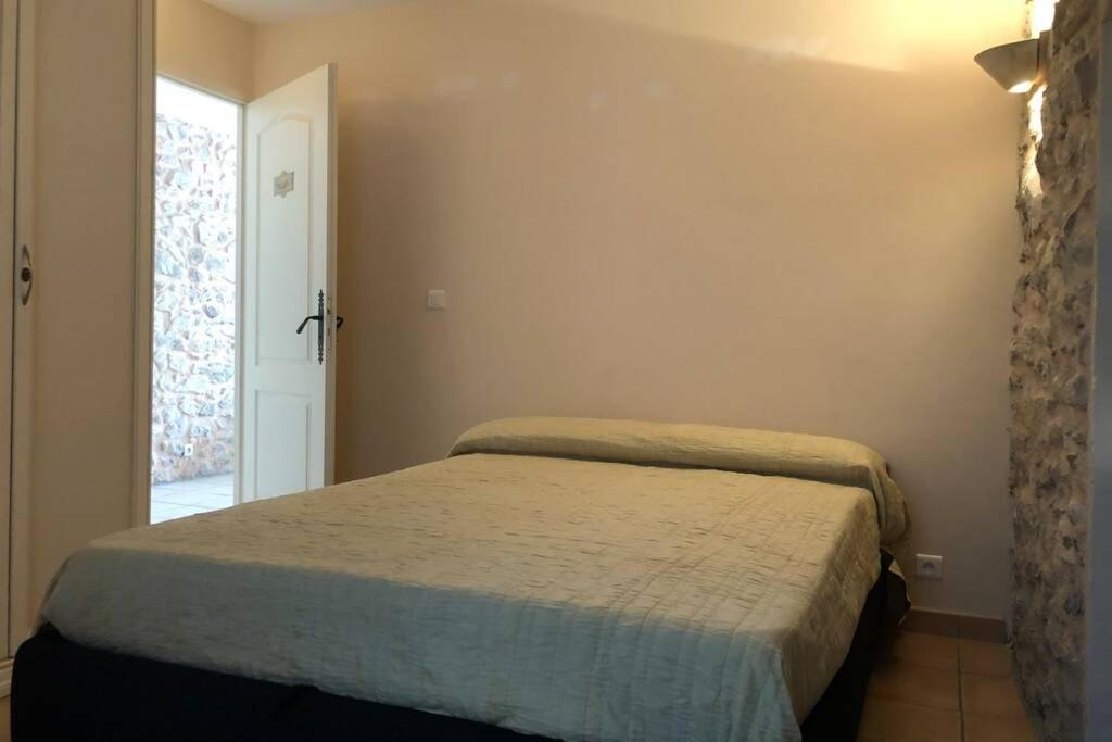C054-Bel Appartement Lumineux Au Coeur Du Suquet Кан Екстериор снимка